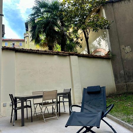 Lr Deluxe Apartments - Porta Venezia - Bilocale Con Giardino Privato Milão Exterior foto